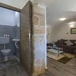 Bezaubernde Mit Beheizten Privatpool, Bbq, Spielplatz, Waschmaschine *